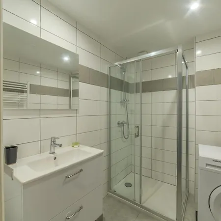 Saint Georges Triangle D'or Apartment *